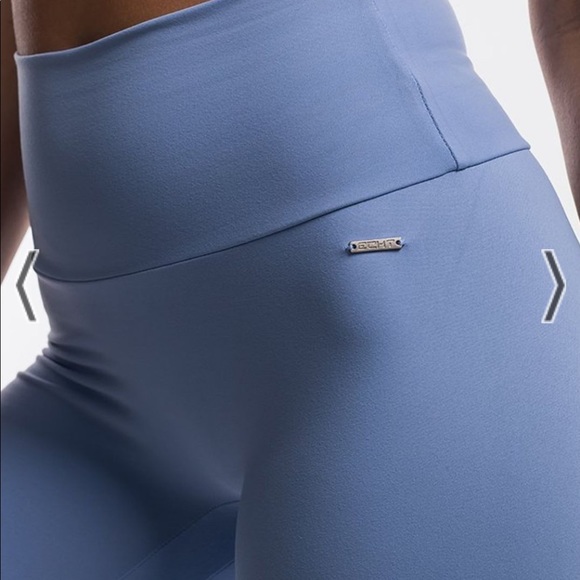 💙 Echt Scrunch Leggings II - Bel Air Blue Size Small 💙 - Picture 2 of 3